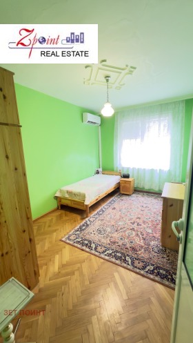 Обява Продава ЕТАЖ ОТ КЪЩА,град София, Левски