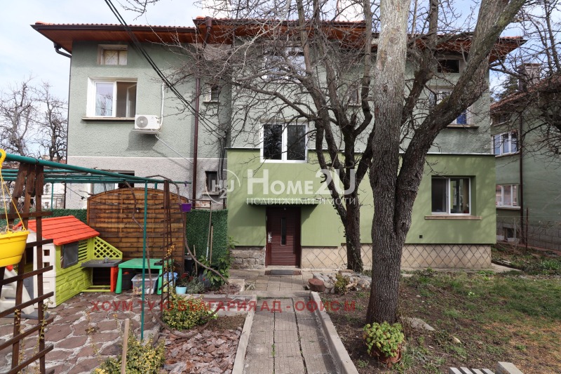 Продава ЕТАЖ ОТ КЪЩА, град София, Карпузица • 175000 € / 342270.25 лв. • 91069316 1 — Holmes.bg Продава ЕТАЖ ОТ КЪЩА, град София, Карпузица • 175000 € / 342270.25 лв. • 91069316 1