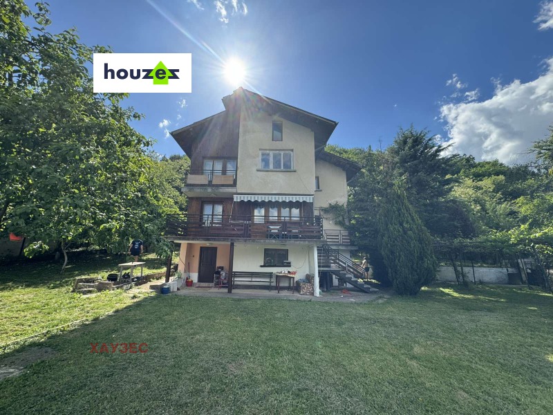Продава КЪЩА, област София, гр. Правец • 250000 € / 488957.50 лв. • 66035233 1 — Holmes.bg Продава КЪЩА, област София, гр. Правец • 250000 € / 488957.50 лв. • 66035233 1