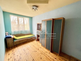Продажба на тристайни апартаменти в град Перник - изображение 11 