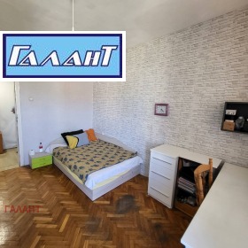 Обява Продава 3-СТАЕН,град Варна, Левски 1