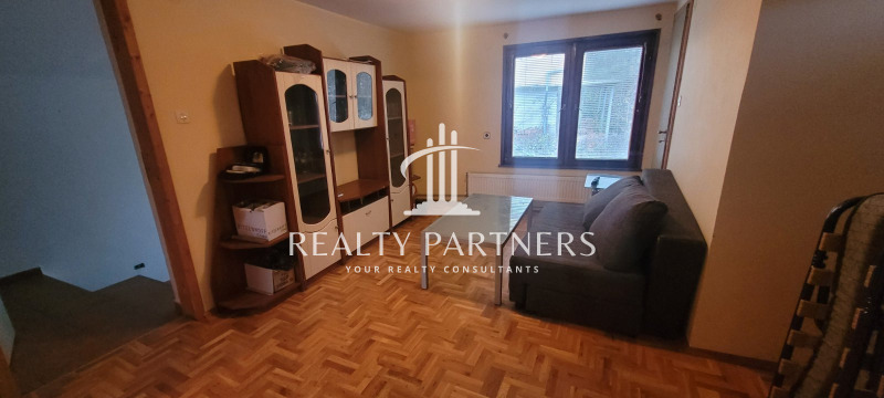 Продава КЪЩА, област Перник, с. Сирищник • 70000 € / 136908.10 лв. • 38133739 1 — Holmes.bg Продава КЪЩА, област Перник, с. Сирищник • 70000 € / 136908.10 лв. • 38133739 1