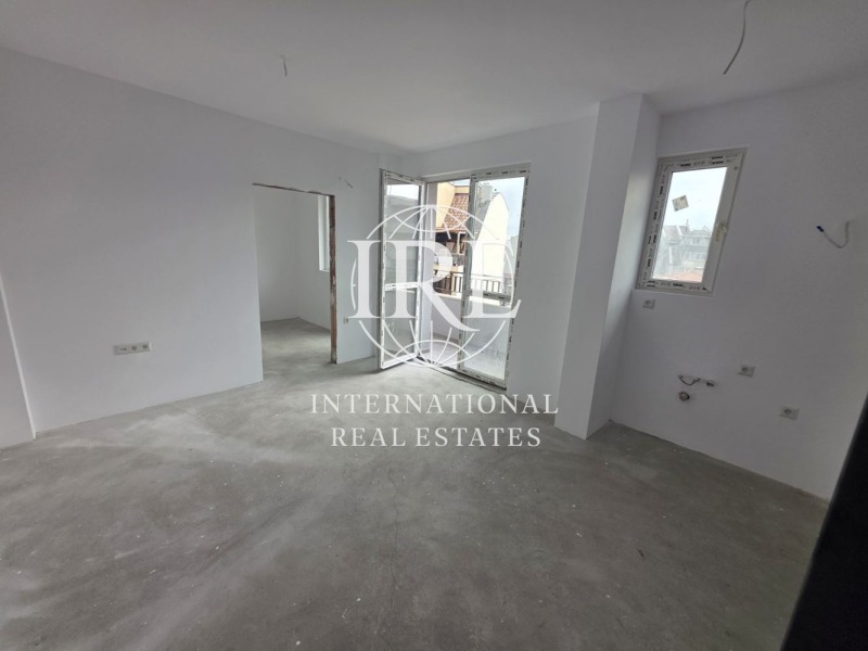 Продава 2-СТАЕН, град Варна, Център • 92000 € / 179936.36 лв. • 50396742 1 — Holmes.bg Продава 2-СТАЕН, град Варна, Център • 92000 € / 179936.36 лв. • 50396742 1