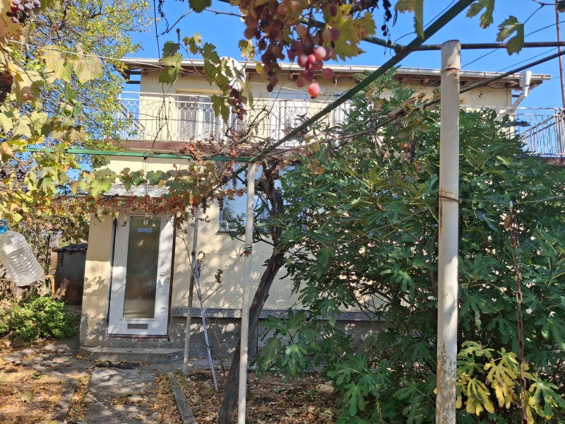 Продава КЪЩА, област Ямбол, с. Тамарино • 35000 € • 73026386 1 — Holmes.bg Продава КЪЩА, област Ямбол, с. Тамарино • 35000 € • 73026386 1