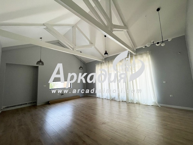 Продава  Къща, област Пловдив, с. Радиново •  278 000 EUR • ID 80387788 — holmes.bg - [1] 