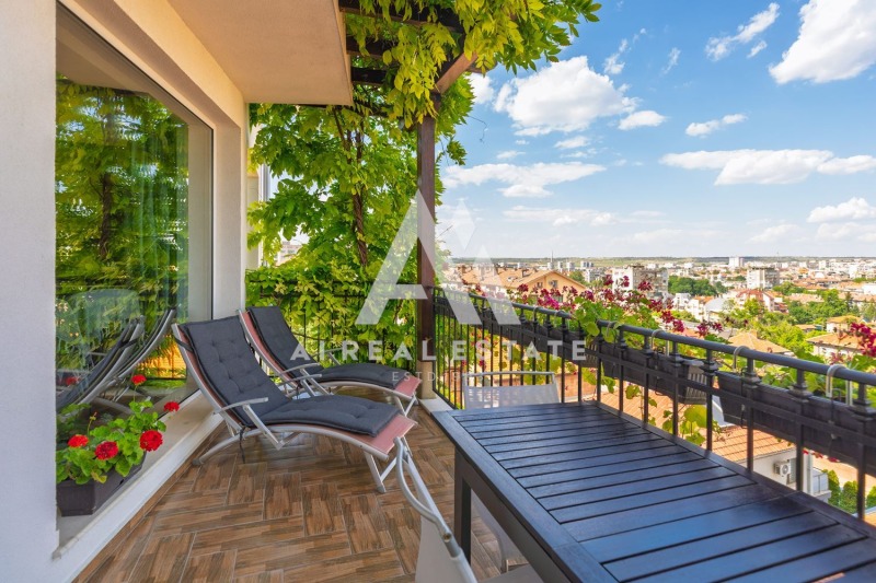 Продава КЪЩА, град Плевен, 9-ти квартал • 599990 € / 1173478.44 лв. • 23924234 1 — Holmes.bg Продава КЪЩА, град Плевен, 9-ти квартал • 599990 € / 1173478.44 лв. • 23924234 1