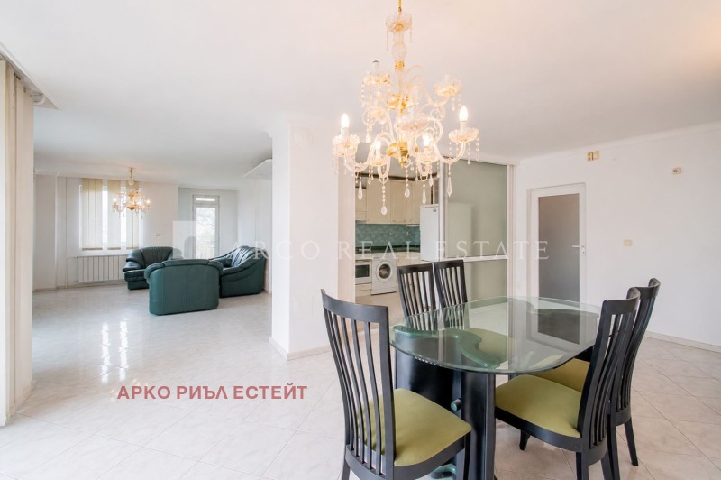 Продава 4-СТАЕН, град София, Зона Б-18 • 415000 € / 811669.45 лв. • 35080792 1 — Holmes.bg Продава 4-СТАЕН, град София, Зона Б-18 • 415000 € / 811669.45 лв. • 35080792 1