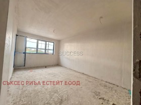 Обява Продава 3-СТАЕН,град Варна, м-т Пчелина