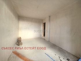 Обява Продава 3-СТАЕН,град Варна, м-т Пчелина