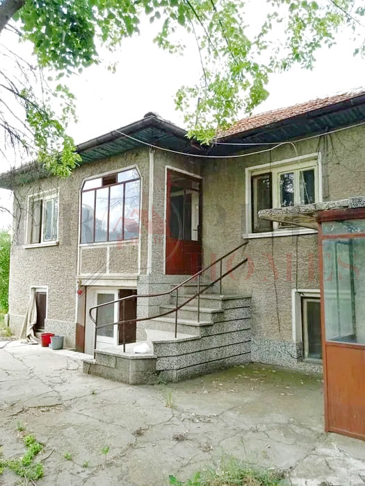 Продава  Къща, област Велико Търново, с. Раданово • 30 700 EUR • ID 39813624 — holmes.bg - [1] 