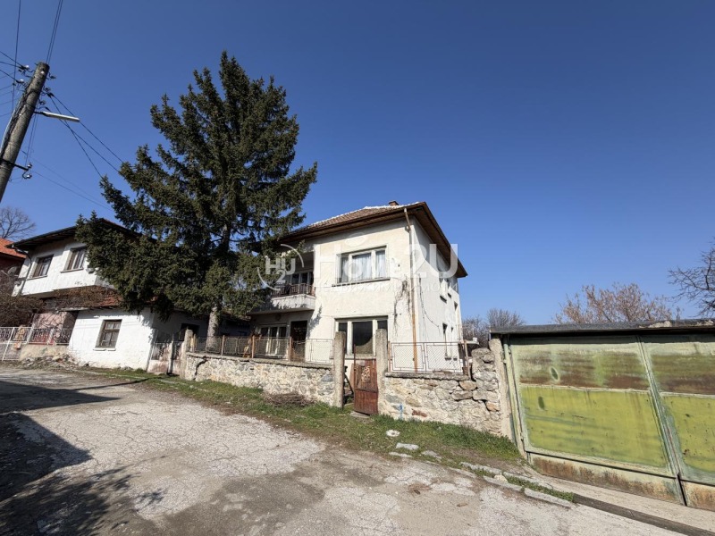 Продава КЪЩА, област София, с. Костенец • 129990 € • 10893740 1 — Holmes.bg Продава КЪЩА, област София, с. Костенец • 129990 € • 10893740 1