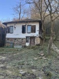 Продава КЪЩА, област Монтана, с. Гаврил Геново • 30000 € / 58674.90 лв. • 16750904 2 — Holmes.bg Продава КЪЩА, област Монтана, с. Гаврил Геново • 30000 € / 58674.90 лв. • 16750904 2