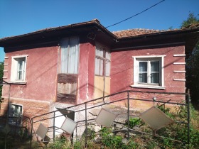 Продава Къща, с. Богданов дол
