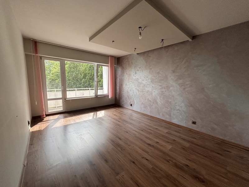 Продава 4-СТАЕН, град Варна, Трошево • 169900 € • 57239309 1 — Holmes.bg Продава 4-СТАЕН, град Варна, Трошево • 169900 € • 57239309 1