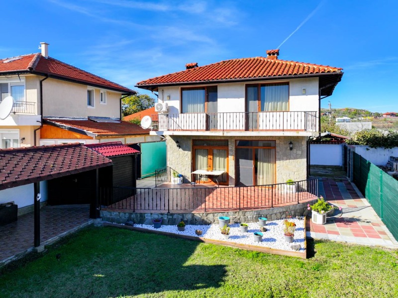 Продава КЪЩА, област Бургас, гр. Поморие • 159900 € / 312737.22 лв. • 71463627 1 — Holmes.bg Продава КЪЩА, област Бургас, гр. Поморие • 159900 € / 312737.22 лв. • 71463627 1