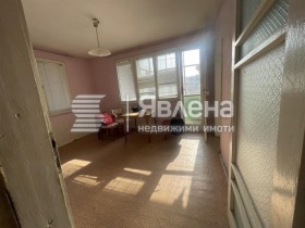 ЕТАЖ ОТ КЪЩА, 130 m2 - Holmes.bg ЕТАЖ ОТ КЪЩА, 130 m2