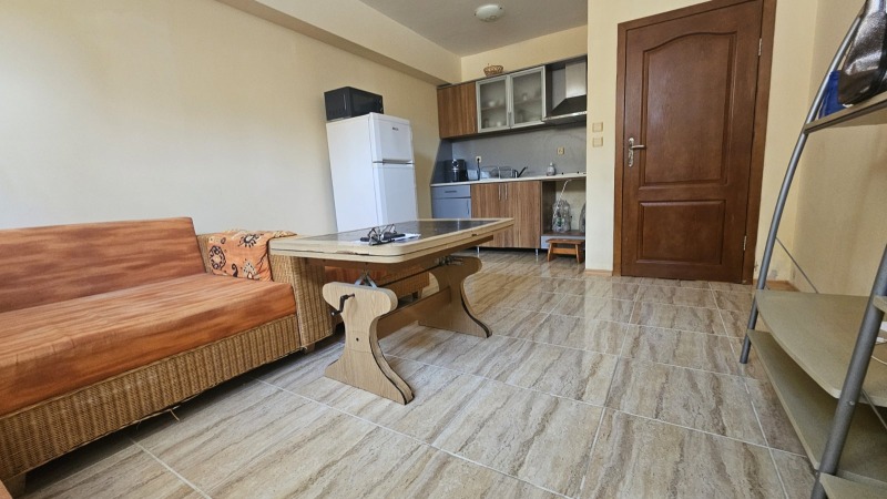 Продава 2-СТАЕН, област Добрич, с. Топола • 49000 € • 59133319 1 — Holmes.bg Продава 2-СТАЕН, област Добрич, с. Топола • 49000 € • 59133319 1