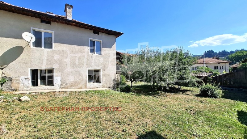 Продава КЪЩА, област Благоевград, с. Горно Драглище • 74000 € • 82881855 1 — Holmes.bg Продава КЪЩА, област Благоевград, с. Горно Драглище • 74000 € • 82881855 1
