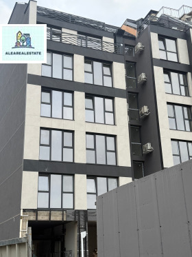 ГАРАЖ, ПАРКОМЯСТО, 28 m2 - Holmes.bg ГАРАЖ, ПАРКОМЯСТО, 28 m2