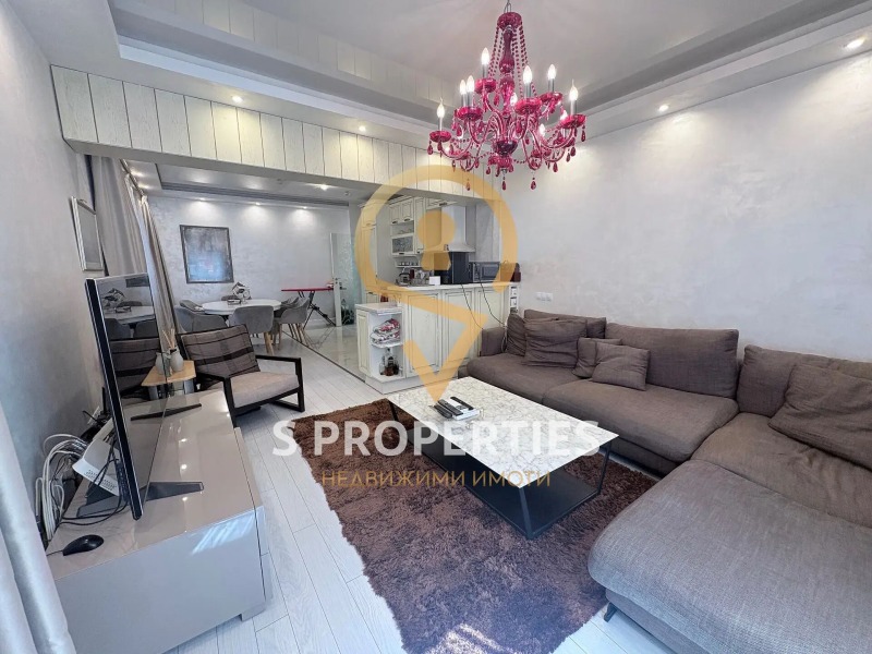 Продава 3-СТАЕН, град Варна, Център • 599000 € • 32903666 1 — Holmes.bg Продава 3-СТАЕН, град Варна, Център • 599000 € • 32903666 1