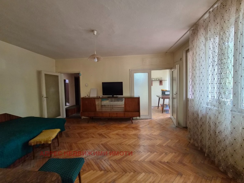Продава 3-СТАЕН, град Стара Загора, Център • 105000 € / 205362.15 лв. • 18022530 1 — Holmes.bg Продава 3-СТАЕН, град Стара Загора, Център • 105000 € / 205362.15 лв. • 18022530 1