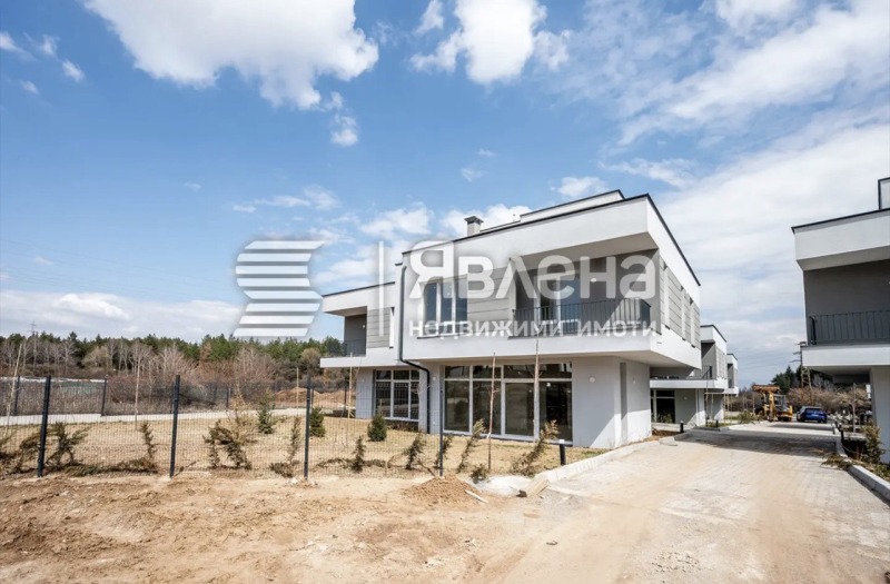 Продава КЪЩА, град София, м-т Детски град • 420000 € / 821448.60 лв. • 13433918 1 — Holmes.bg Продава КЪЩА, град София, м-т Детски град • 420000 € / 821448.60 лв. • 13433918 1
