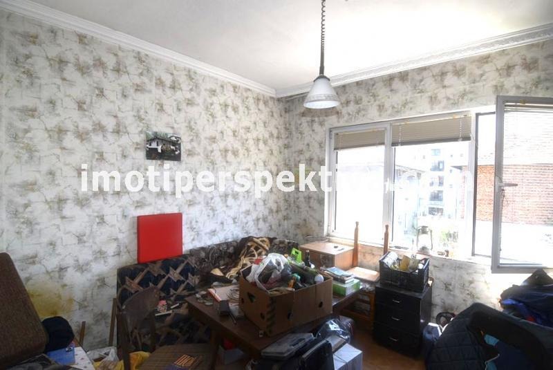 Продава  Етаж от къща, град Пловдив, Христо Смирненски •  153 000 EUR • ID 76074533 — holmes.bg - [1] 