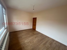 Обява Продава 3-СТАЕН,град Кюстендил, Център>