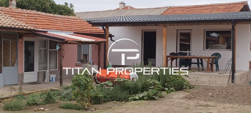 Продава КЪЩА, област Пловдив, с. Калояново • 128000 € / 250346.24 лв. • 33877044 1 — Holmes.bg Продава КЪЩА, област Пловдив, с. Калояново • 128000 € / 250346.24 лв. • 33877044 1