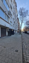 Продава 2-СТАЕН, град София, Център • 225500 € / 441039.66 лв. • 37474456 2 — Holmes.bg Продава 2-СТАЕН, град София, Център • 225500 € / 441039.66 лв. • 37474456 2