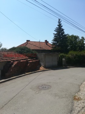 Обява Продава КЪЩА,гр. Бяла, област Русе