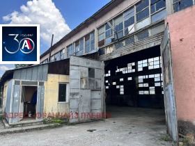 Продажба на имоти в Промишлена зона, град Ловеч - изображение 2 