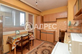 3-СТАЕН, 81 m2 - Holmes.bg 3-СТАЕН, 81 m2