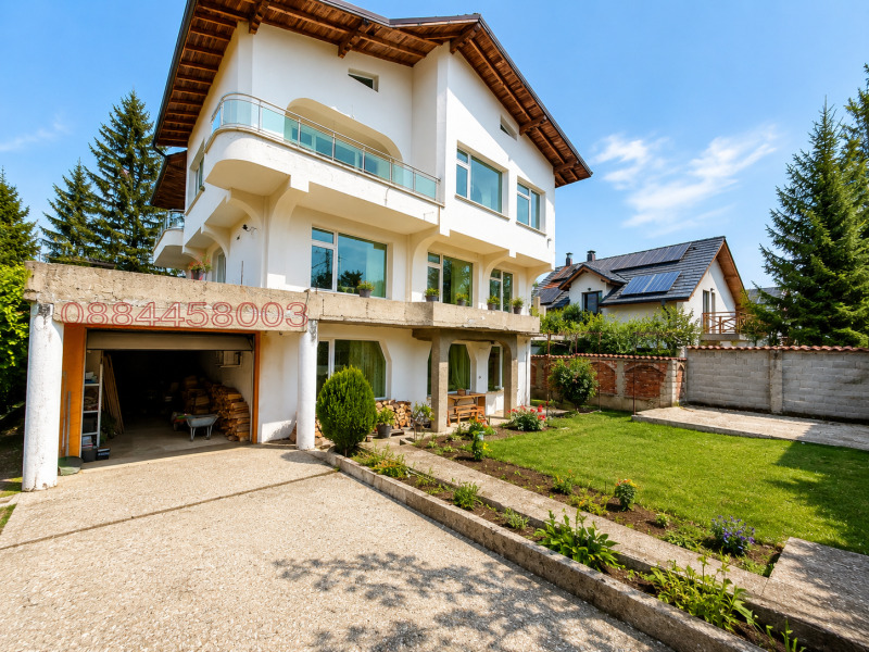 Продава КЪЩА, град София, гр. Банкя • 1000000 € / 1955830.00 лв. • 80418883 1 — Holmes.bg Продава КЪЩА, град София, гр. Банкя • 1000000 € / 1955830.00 лв. • 80418883 1