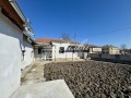 Продава КЪЩА, област Шумен, гр. Плиска • 115000 € / 224920.45 лв. • 93644972 1 — Holmes.bg Продава КЪЩА, област Шумен, гр. Плиска • 115000 € / 224920.45 лв. • 93644972 1