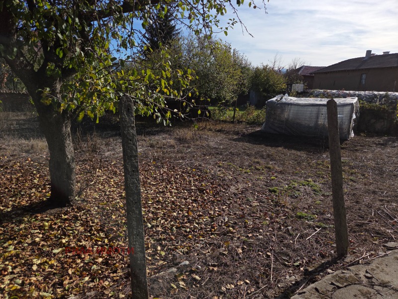 Продава КЪЩА, област София, с. Райово • 65000 € • 86597135 1 — Holmes.bg Продава КЪЩА, област София, с. Райово • 65000 € • 86597135 1