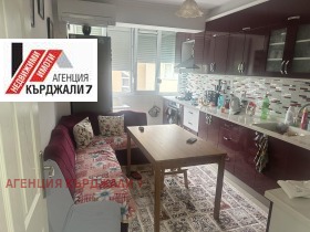 3-СТАЕН, 85 m2 - Holmes.bg 3-СТАЕН, 85 m2