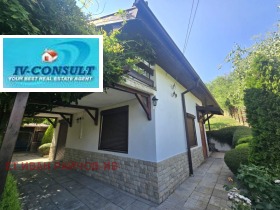 Продава Къща, с. Слатино