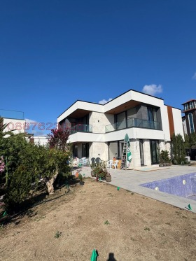 КЪЩА, 245 m2 - Holmes.bg КЪЩА, 245 m2