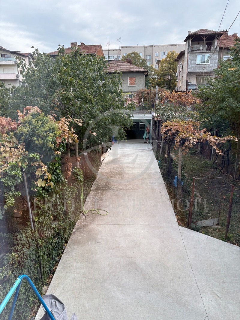 Продава Гараж, Паркомясто град Пловдив , Кючук Париж , 24 кв.м | 38688033 — Imoti.com Продава Гараж, Паркомясто град Пловдив , Кючук Париж , 24 кв.м | 38688033