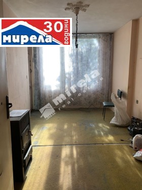Продажба на четеристайни апартаменти в област Велико Търново - изображение 1 