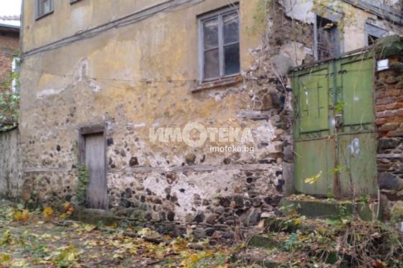 Продава  Къща, област Пловдив, с. Брестовица • 18 000 EUR • ID 34363125 — holmes.bg - [1] 