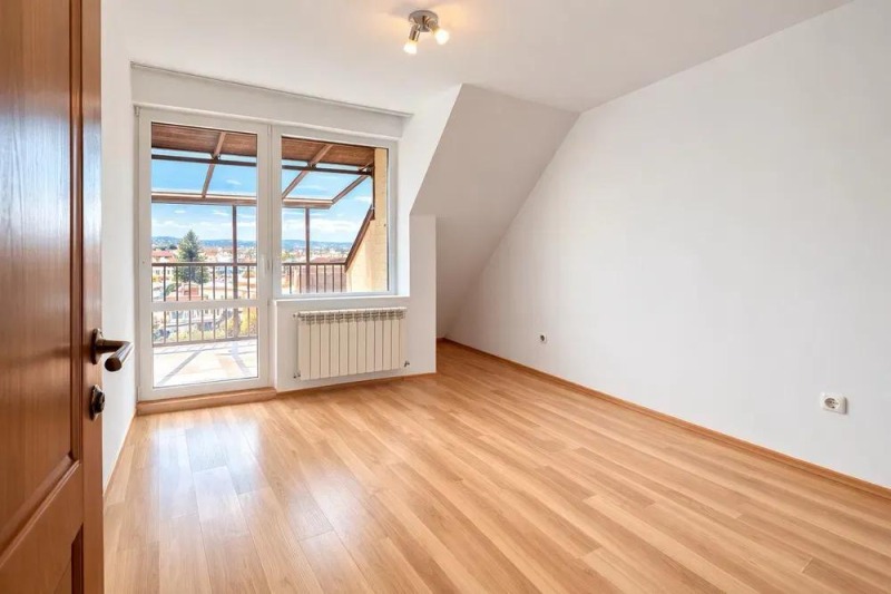 Продава 3-СТАЕН, град София, Орландовци • 160000 € • 29971678 1 — Holmes.bg Продава 3-СТАЕН, град София, Орландовци • 160000 € • 29971678 1