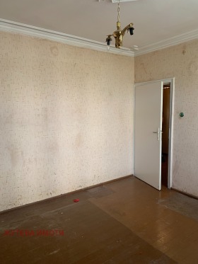 Продава ЕТАЖ ОТ КЪЩА | Imot.bg — малка снимка 6