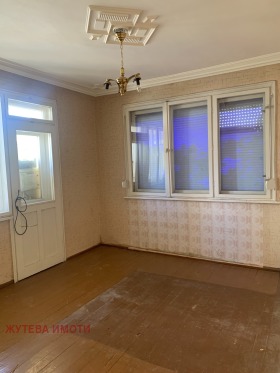 Продава ЕТАЖ ОТ КЪЩА | Imot.bg — малка снимка 4