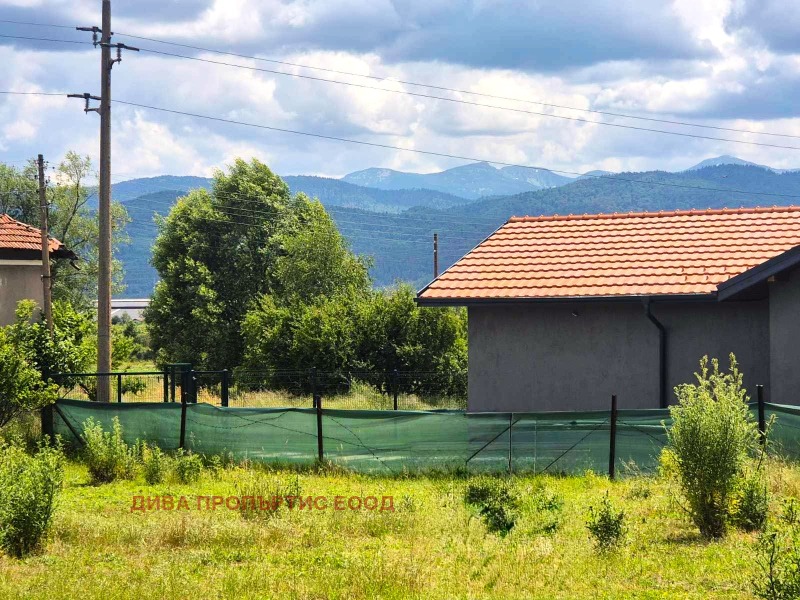 Продава ПАРЦЕЛ, област София, с. Рельово • 86000 € / 168201.38 лв. • 81050987 1 — Holmes.bg Продава ПАРЦЕЛ, област София, с. Рельово • 86000 € / 168201.38 лв. • 81050987 1