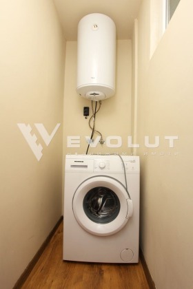 Обява Продава КЪЩА,гр. Суворово, област Варна>