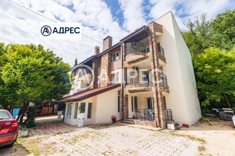 Продава ХОТЕЛ, област Добрич, гр. Каварна • 228000 € / 445929.24 лв. • 20790441 1 — Holmes.bg Продава ХОТЕЛ, област Добрич, гр. Каварна • 228000 € / 445929.24 лв. • 20790441 1