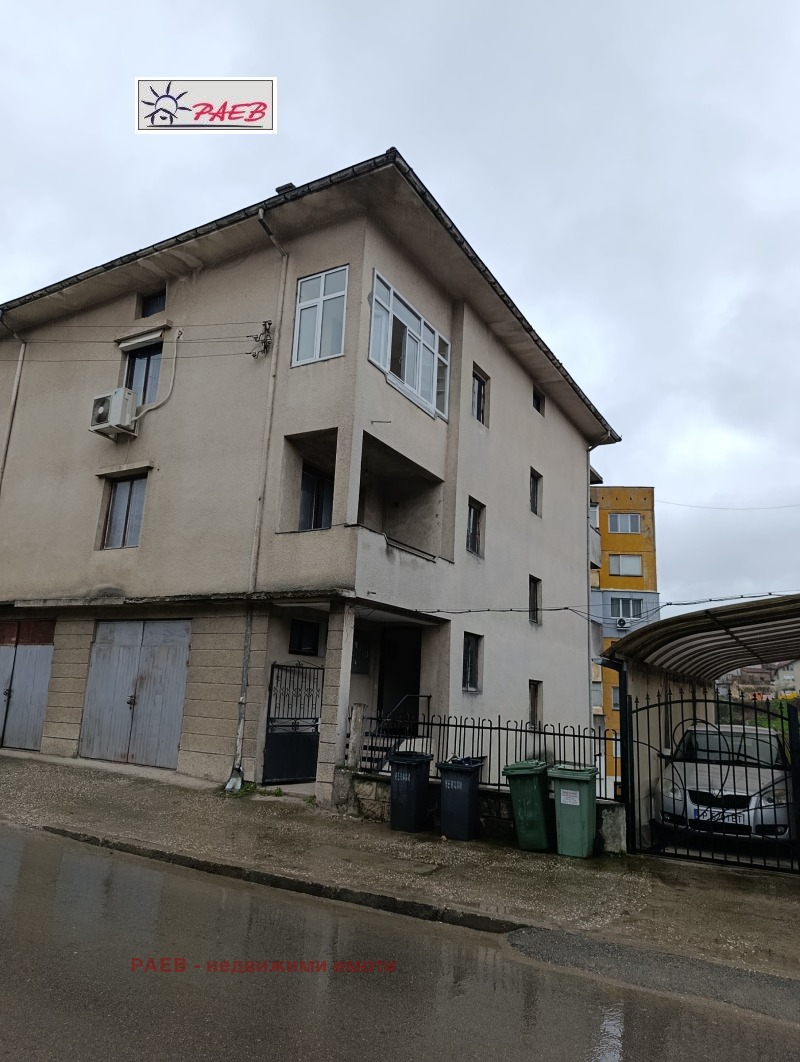 Продава ЕТАЖ ОТ КЪЩА, област Русе, гр. Бяла • 108000 € / 211229.64 лв. • 79295471 1 — Holmes.bg Продава ЕТАЖ ОТ КЪЩА, област Русе, гр. Бяла • 108000 € / 211229.64 лв. • 79295471 1