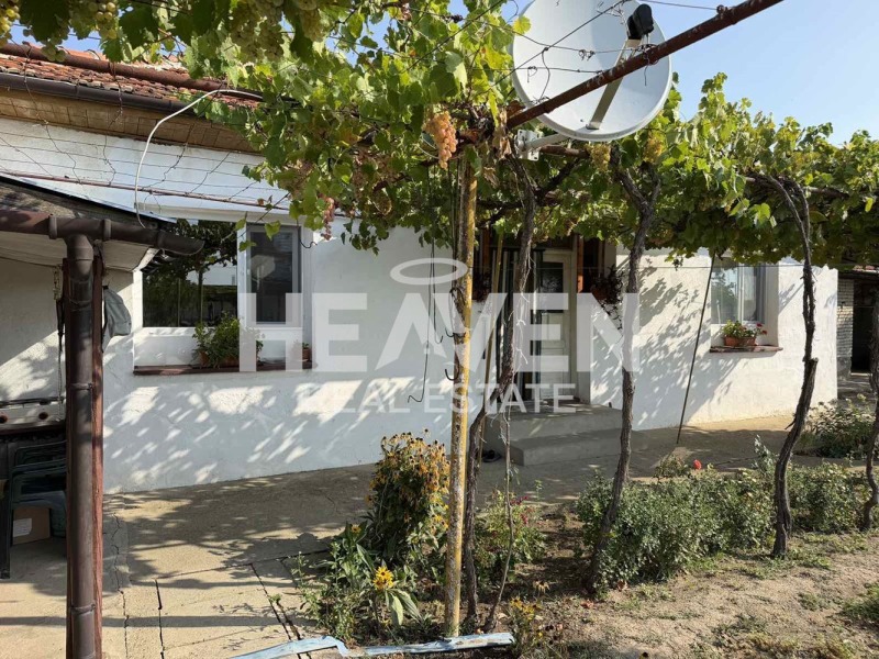 Продава КЪЩА, област Пловдив, с. Ръжево Конаре • 51999 € • 11974214 1 — Holmes.bg Продава КЪЩА, област Пловдив, с. Ръжево Конаре • 51999 € • 11974214 1